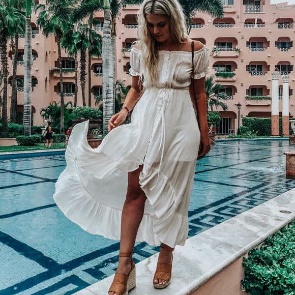 VICI white off the shoulder dress - Picture 1 of 5